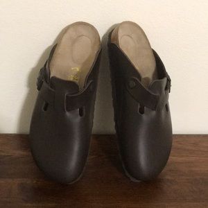 NWOT BIRKENSTOCK BOSTON SOFT LEATHER CLOGS SZ 37